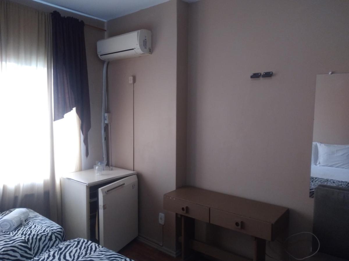 Fronteira Hotel Сантана-ду-Ливраменту Экстерьер фото